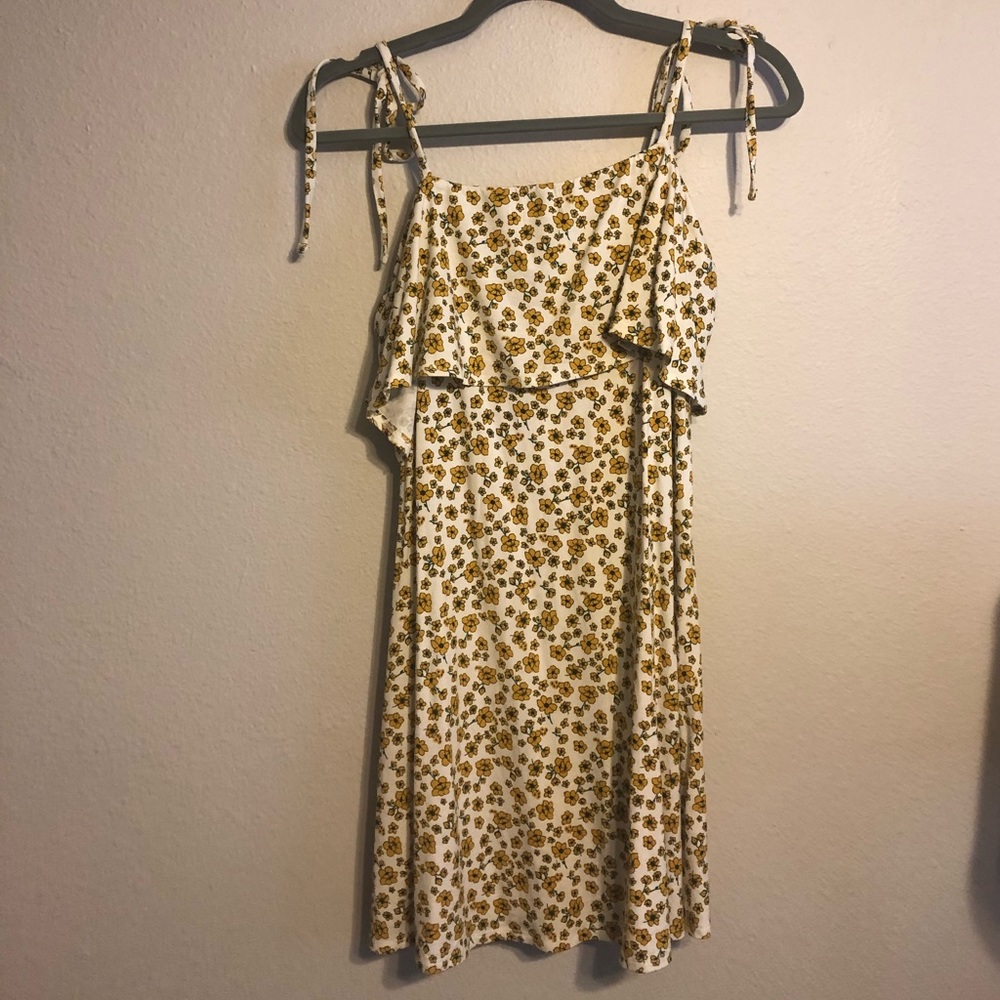 Size large forever 21 yellow flower dress